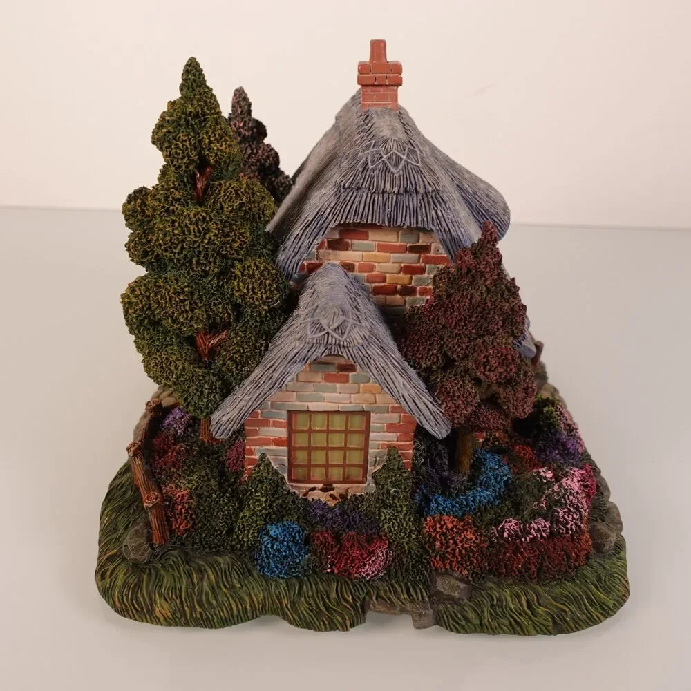 Hawthorne Village Seaside Thomas Kinkade Seaside Antiques Lighted COA 79638